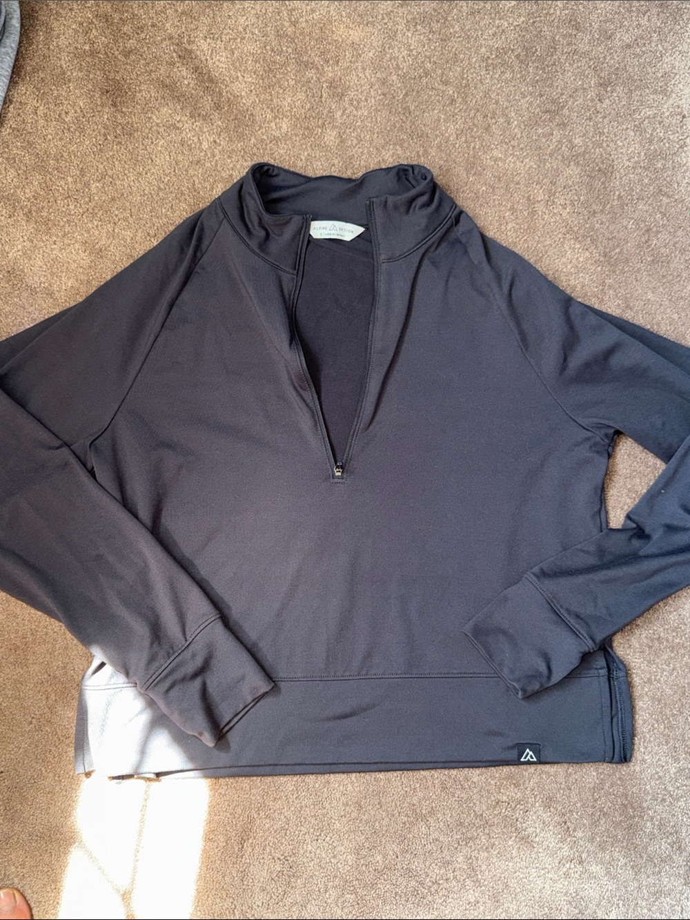 Alpine Design Women's Black Quarter-Zip Pullover